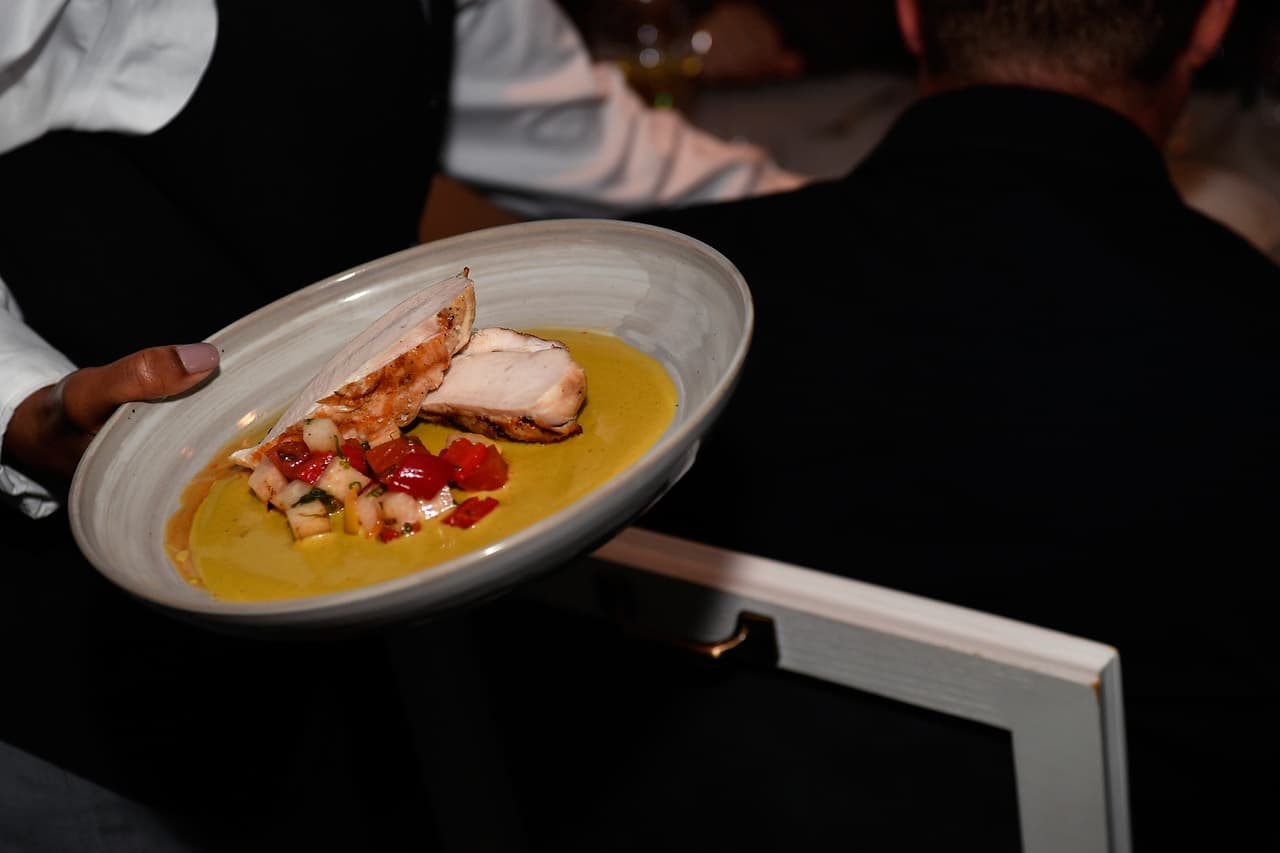 Denuncian despido injustificado trabajadores del restaurante Itoko