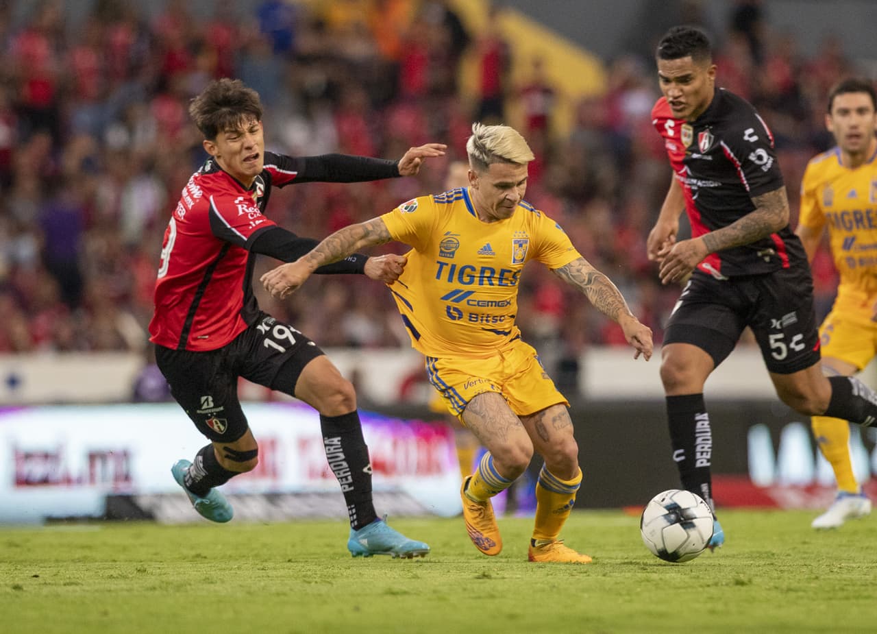 Jairo Torres, en su último patido con Atlas antes de ir a la MLS con el Chicago Fire, abrió el marcador antes de que el 'Diente' López igualara el marcador por la vía del penal en la agonía.