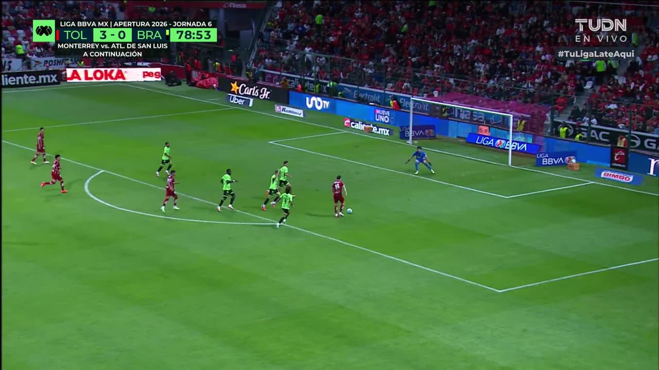 ¡GOL!  anota para Toluca. Federico Viñas
