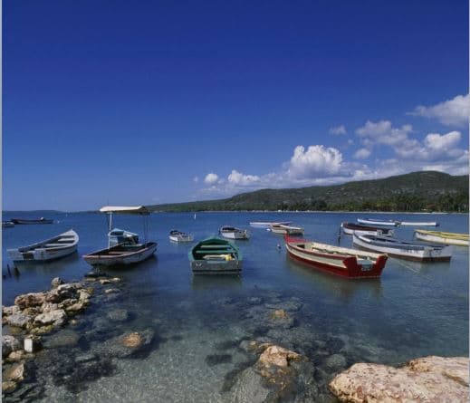 Guardia Costera busca a buzo desaparecido en Lajas