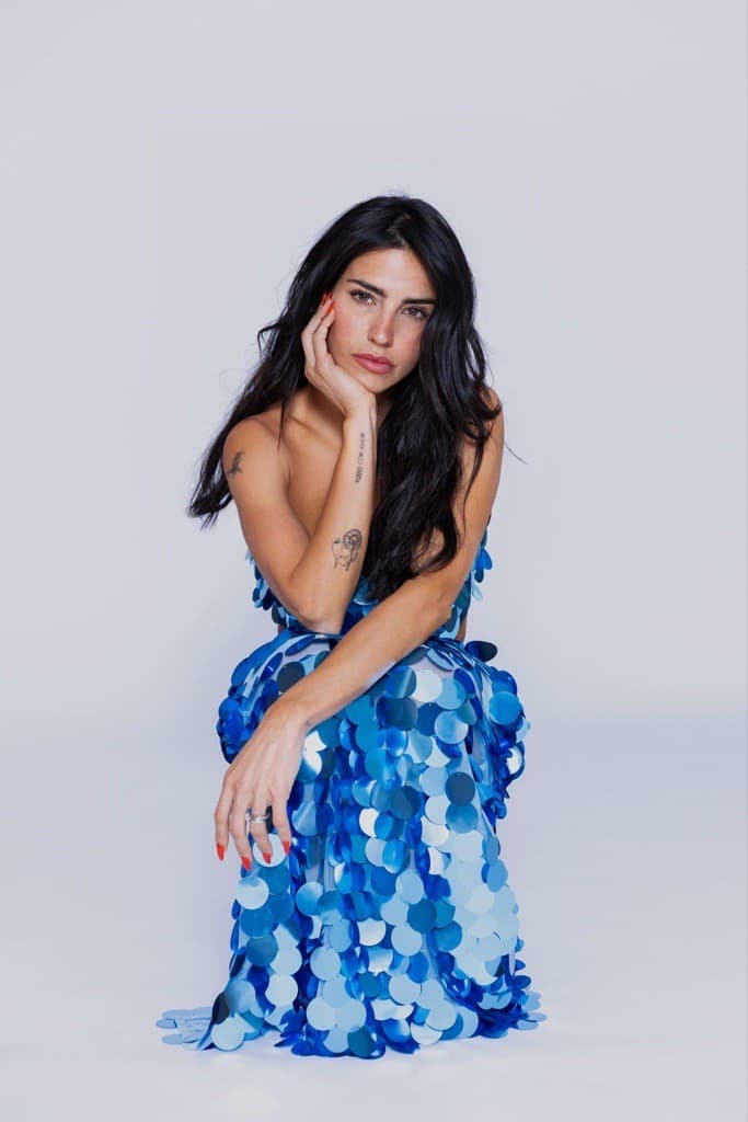 La protagonista de la serie de ViX, LALOLA,
<b>Bárbara de Regil</b>, también estará en la fiesta.