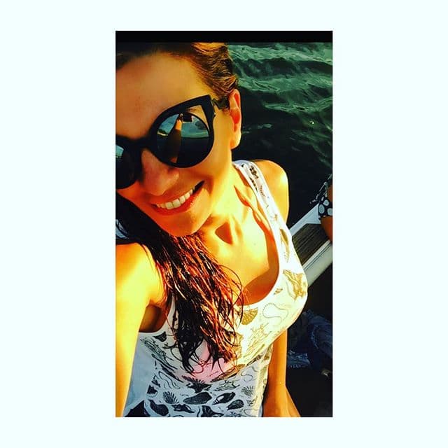 En esta foto en la que se le ve muy sonriente escribió “aquello que no trae calma y serenidad a tu vida, déjalo atrás. No hay peor cosa que perder La Paz #gozolavida y ¿tú?”