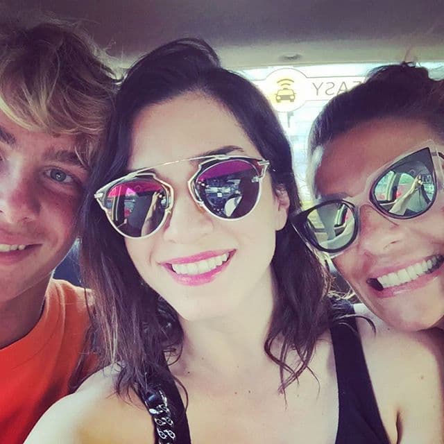 Este fin de semana estuvo acompañada de su amiga y compañera de "Sabadazo", Laura G.