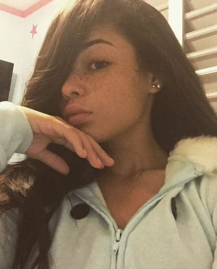 Cuando ha compartido con sus compañeros brilla por su habilidad para hacerlos brillar también.