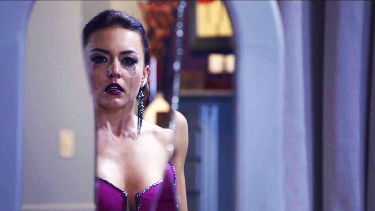 Ella por ningún motivo deseaba que Ana Lucía apareciera en la vida de su familia, pues llegaría para arrebatarle todo.