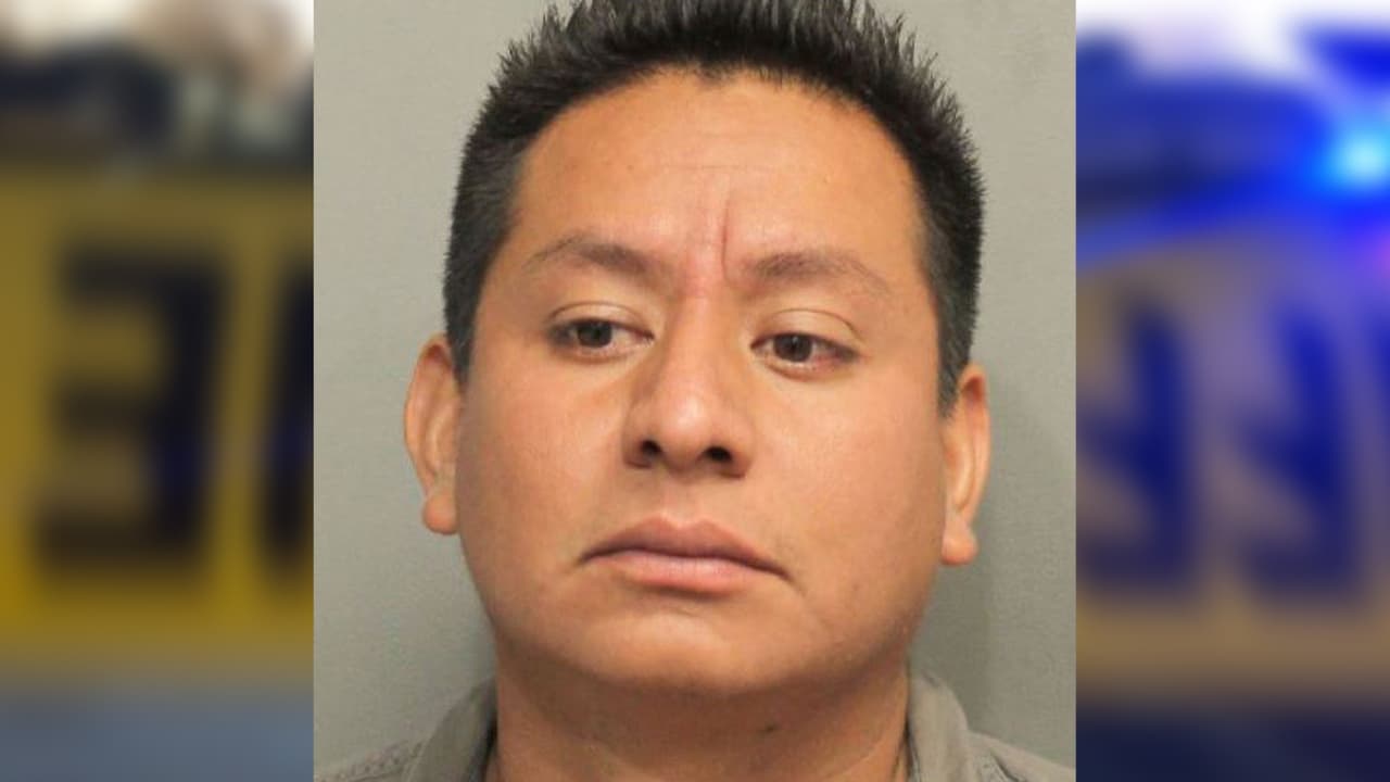 Salvador Cortez Vásquez, de 29 años, cargo por prostitución.