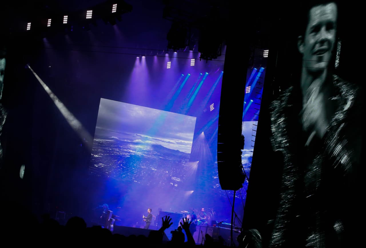 Desde disfraces de unicornios hasta atuendos muy veraniegos, pero eso sí muy buena vibra. Aquí una galería de fotos de la moda y el ambiente de Lollapalooza.