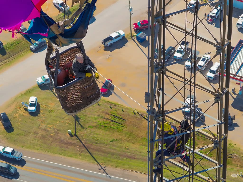 En su reporte preliminar, la FAA afirmó que 
<b>no hubo heridos, ni afectados</b> por el accidente con el globo aerostático en Longview.
