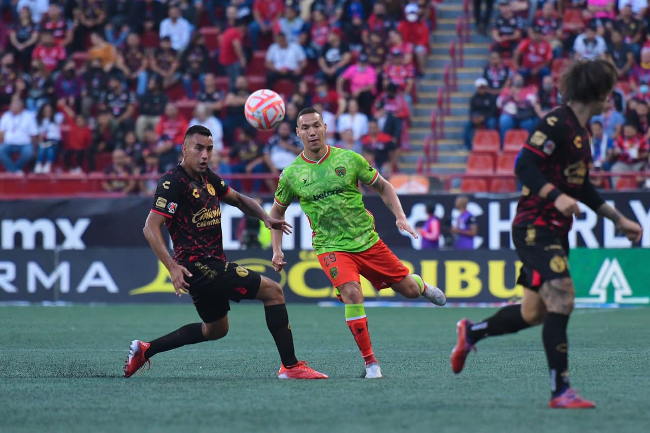 Bravos de Ciudad Juárez impuso su futbol y se llevó los tres puntos de casa de los Xolos de Tijuana con doblete de Mathias Fernández.