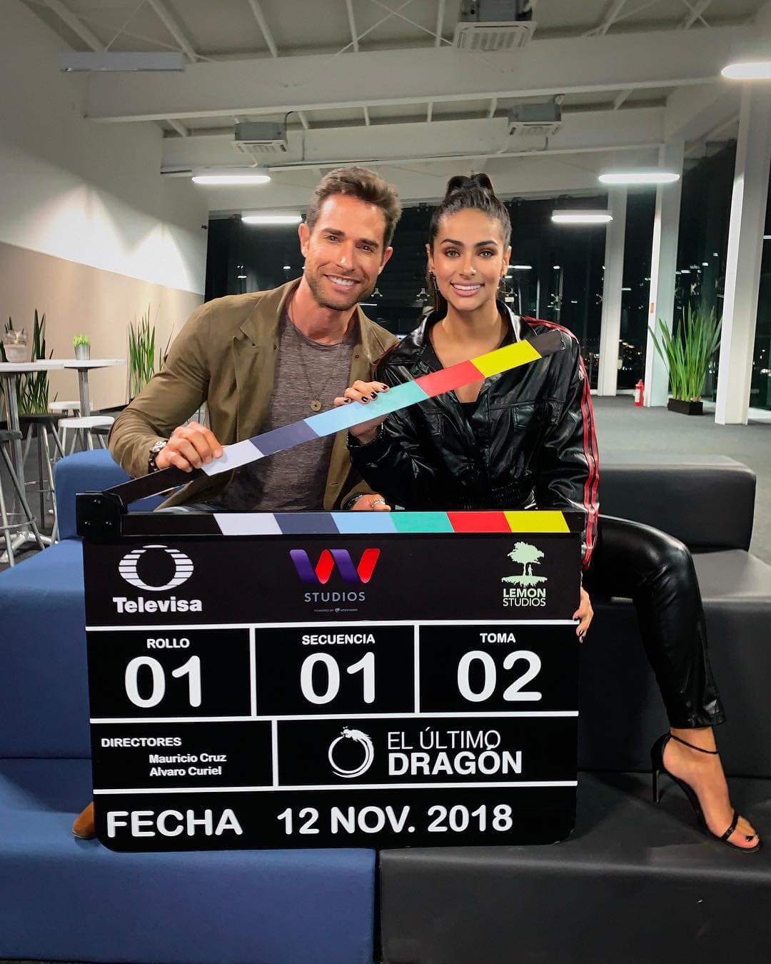 Con la oportunidad de protagonizar El Dragón, Notni siente que vive uno de los mejores momentos de su vida. “
<a href="https://www.univision.com/famosos/renata-notni-ofrece-un-adelanto-de-como-enamora-a-sebastian-rulli-en-el-dragon-video">Actuar con Sebastián </a>y todo este elenco ha sido maravilloso. Son actores que admiro mucho, además es una historia tan bien escrita del gran Arturo Pérez Reverete. No puedo pedir más”.