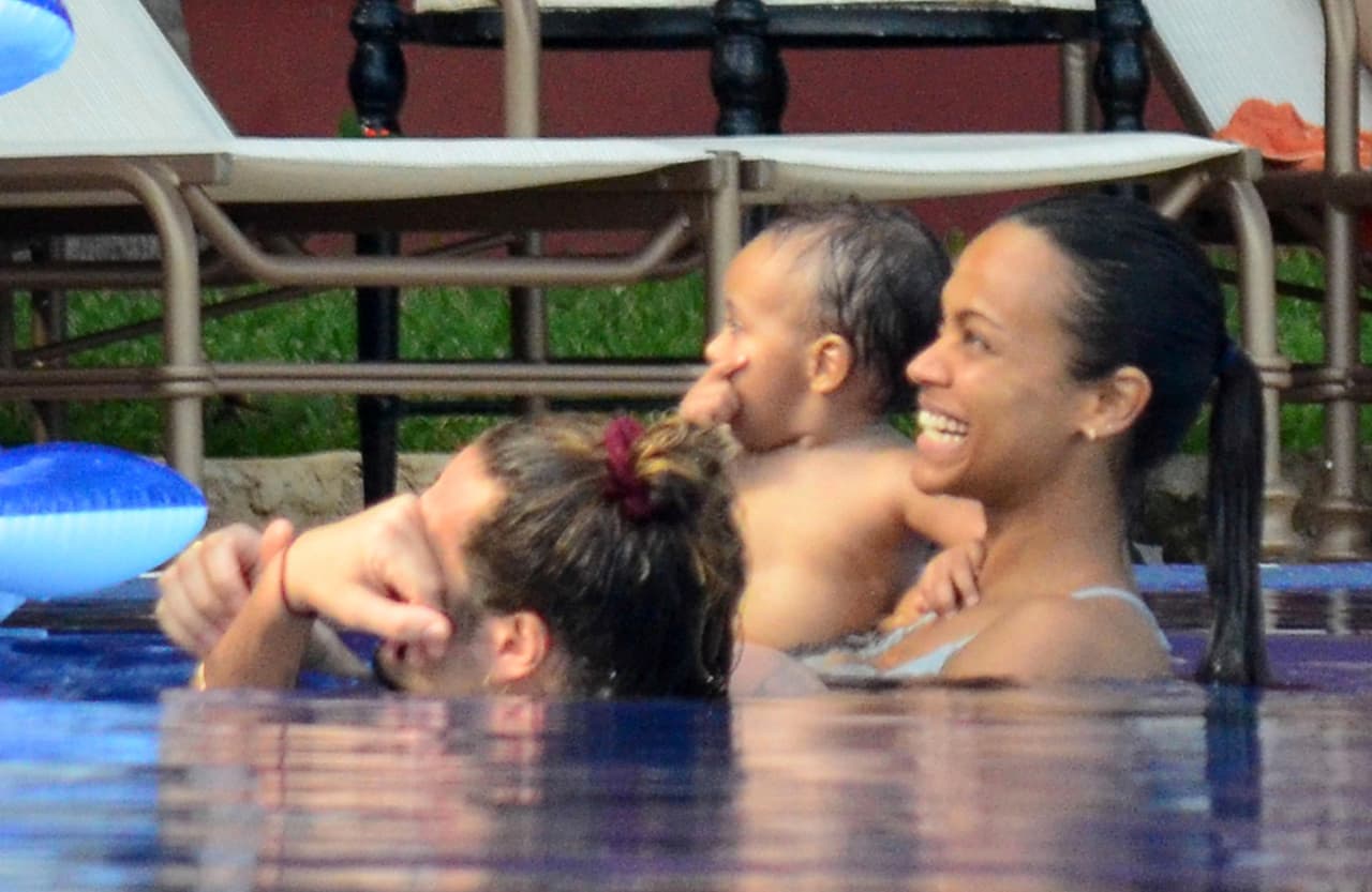 Zoe con toda su familia.