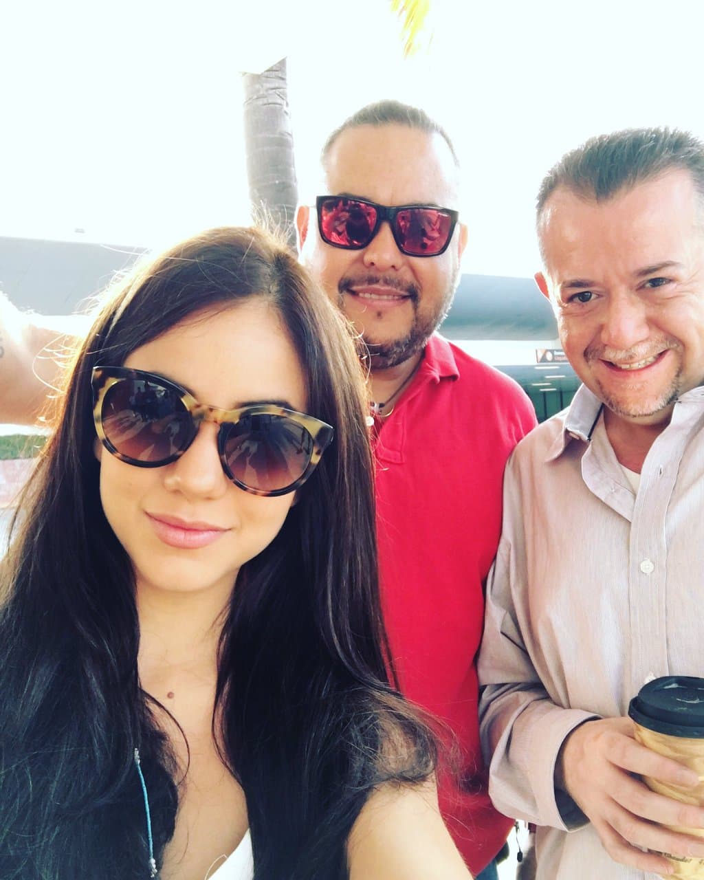 A Ela le encanta compartirnos fotos con la producción de Despertar Contigo.