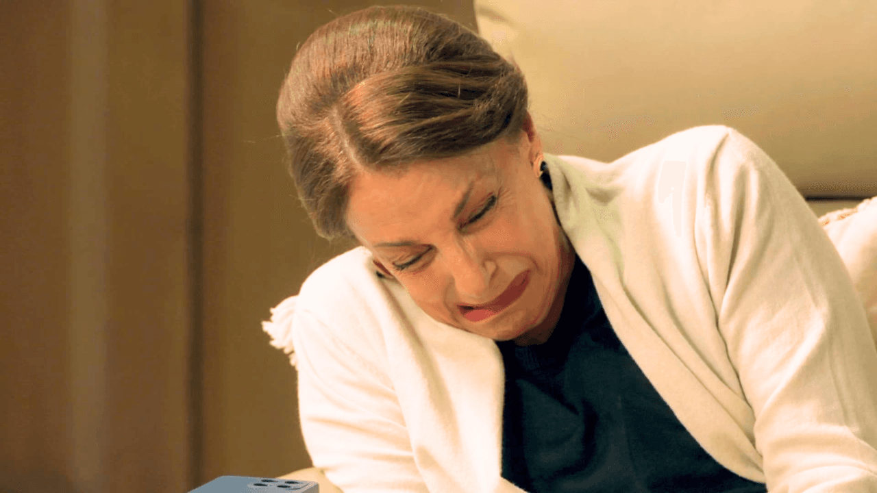 Eloísa recibe la peor noticia sobre su enfermedad | Mi Verdad Oculta | Capítulo 18