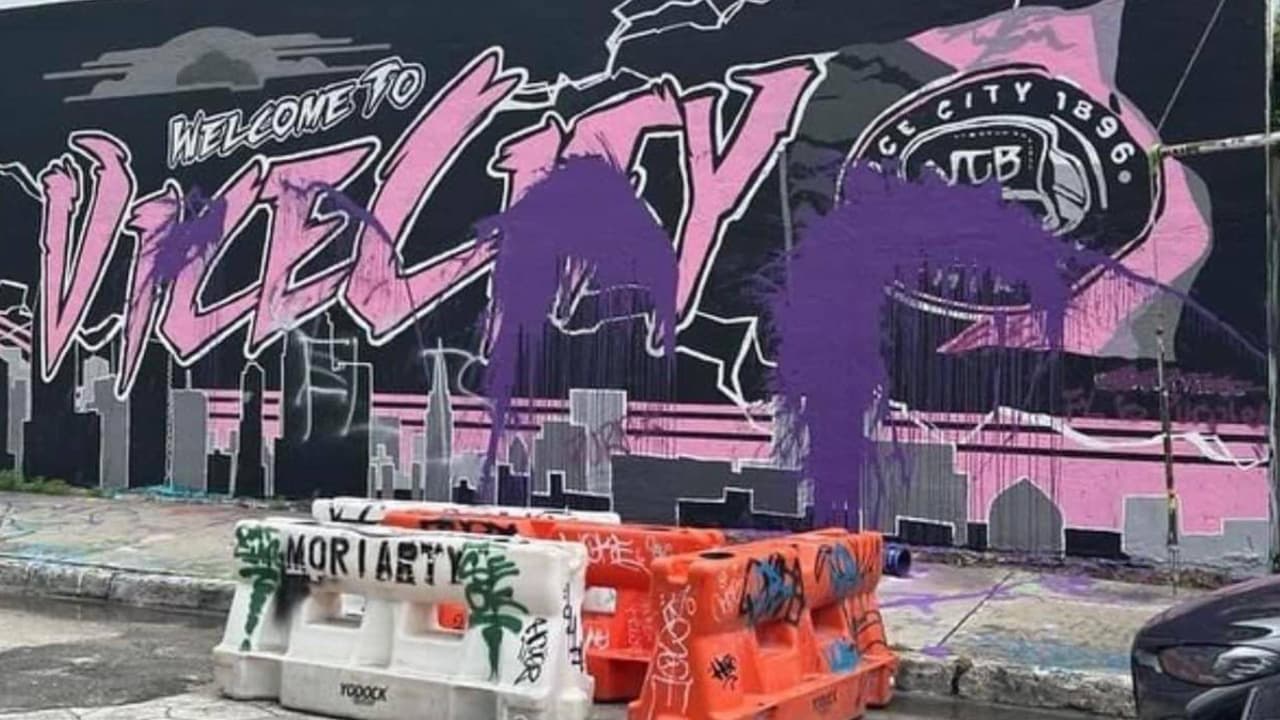Fans de Orlando City vandalizan uno de los murales para Messi