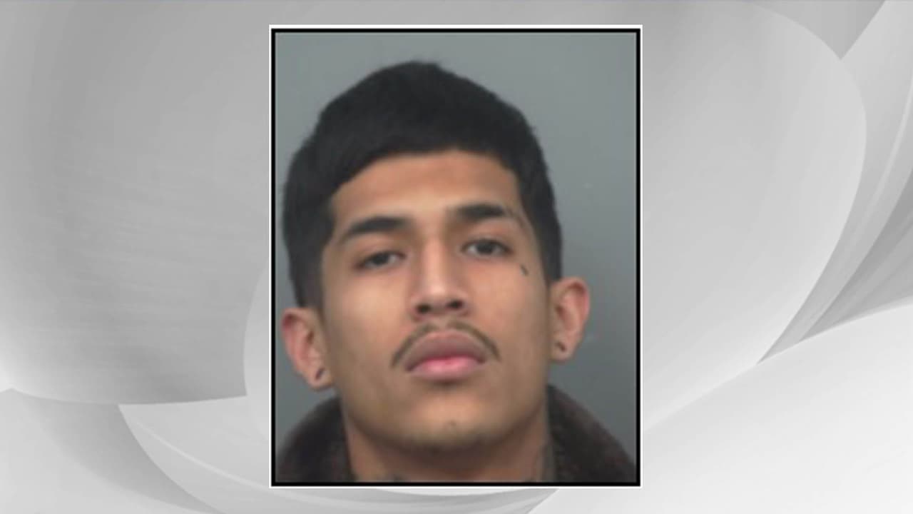 <b> CARLOS JAIMES</b>. Acusado de dos cargos de robo a mano armada, agresión agravada y asalto simple.