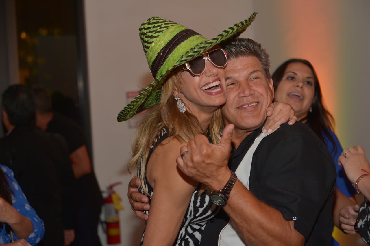 El equipo de El Gordo y la Flaca celebró a lo grande con una fiesta por el premio EMMY que ganaron. ¡Muchas felicidades!