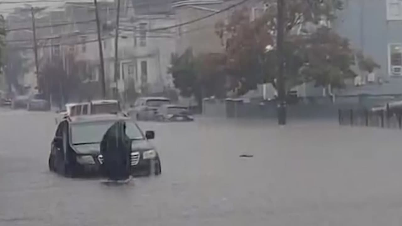 Imágenes de las inundaciones en Paterson por las tormentas: autos atrapados y personas rescatadas