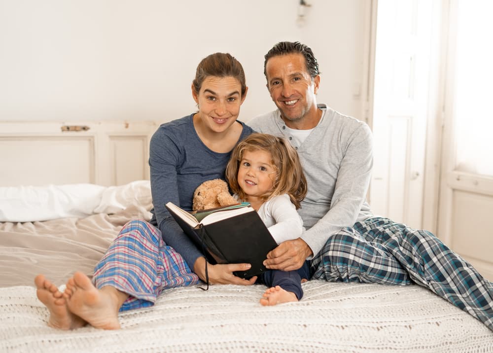 <b><u>Signos del elemento tierra (Tauro, Virgo y Capricornio)</u></b>
<br>
<br>El desarrollo del mes sinódico en tu elemento tierra te está impartiendo una gran enseñanza que debes aprovechar muy bien. El tiempo que tengas para vivirlo junto a los tuyos hazlo con calidad.
<b> </b>