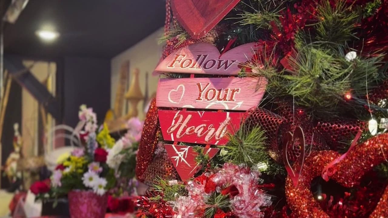 Floristerías esperan alza de pedidos por San Valentín y ventas récord