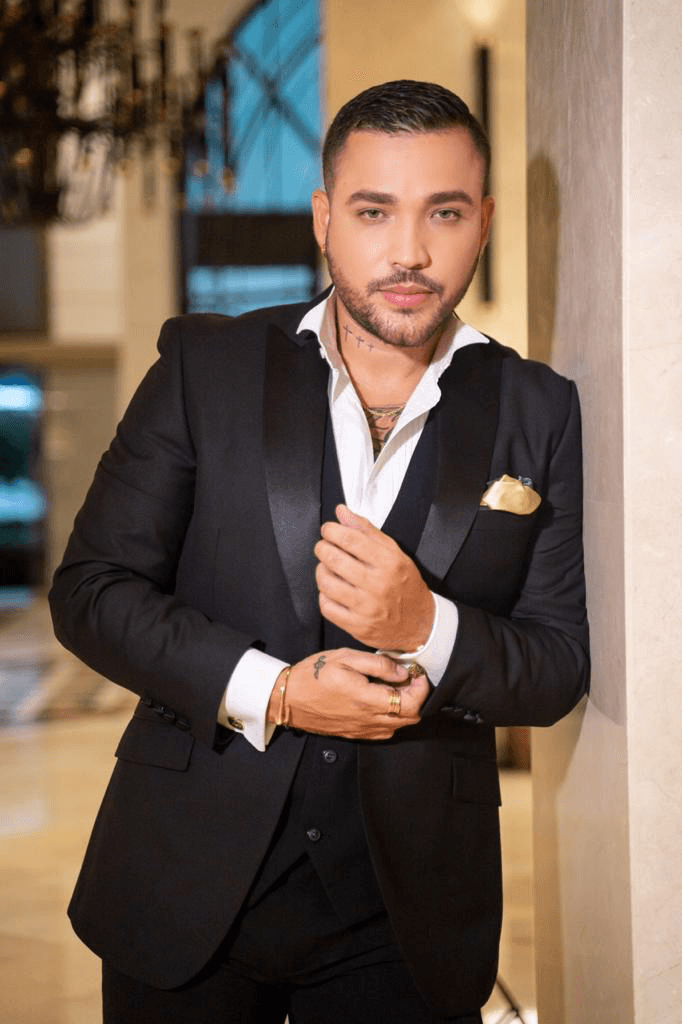 Con su candidatura a Mejor Canción Mariachi-Ranchera por el tema 'El Alumno' en colaboración con 
<b><a href="https://www.univision.com/temas/joss-favela" target="_blank">Joss Favela</a></b>, Jessi Uribe también se estrena en Premios Juventud, donde además obtuvo la nominación a La Nueva Generación Regional Mexicano.