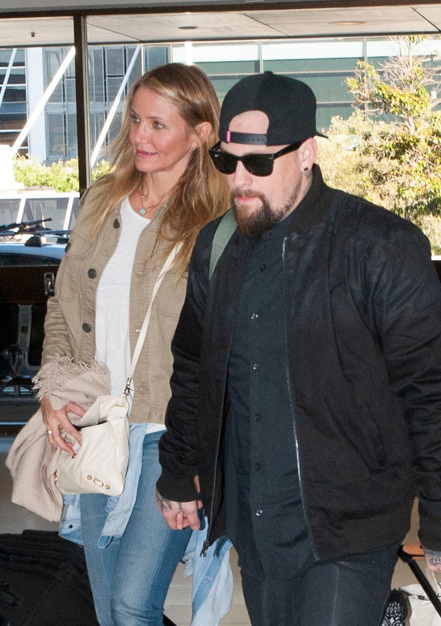 Cameron, presume tu barriguita.