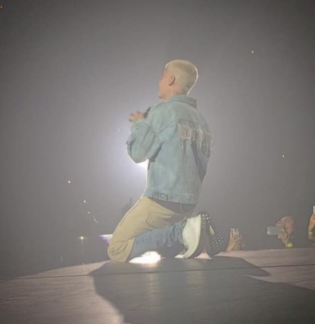 Justin Bieber trabajpo mucho este fin de semana y se entregó a sus fanáticos sobre el escenario.