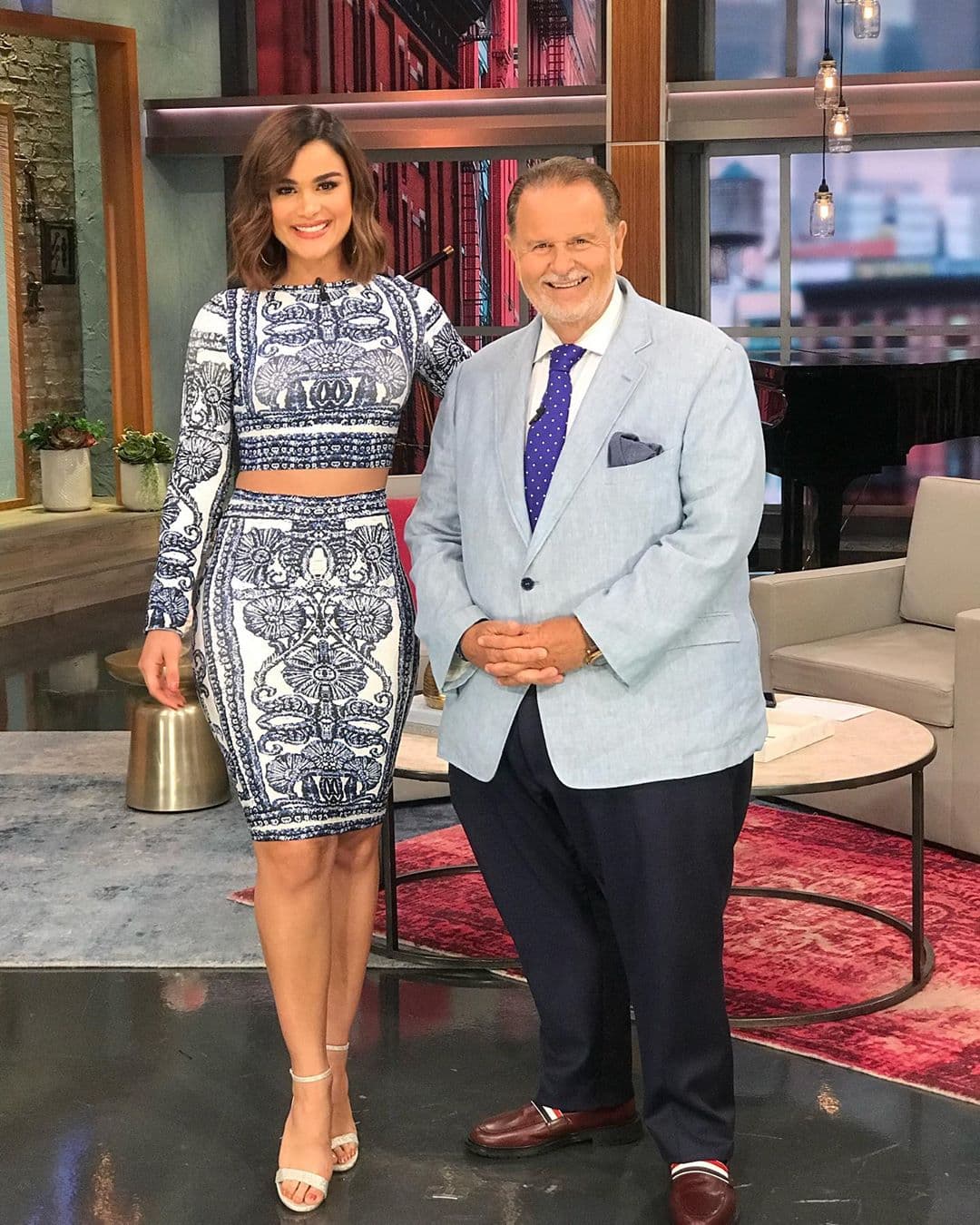 Clarissa Molina fue varias veces cuestionada por Raúl de Molina durante el show, con el objetivo de saber la identidad de su presunto pretendiente.