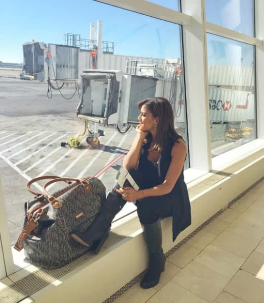 La talentosa dominicana viajó a México para instalarse, pues estará en tierra azteca por varias semanas.