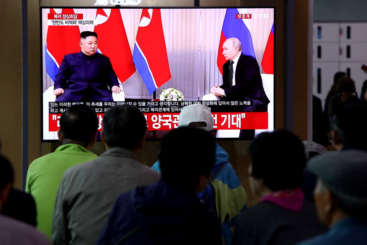 El régimen norcoreano lanzó la semana pasada un ataque poco habitual contra Mike Pompeo, el secretario de Estado de EEUU, pidiendo que no participe más en las negociaciones sobre la cuestión nuclear. Pompeo, en una entrevista el miércoles con el canal CBS, se mostró prudente sobre la continuación del diálogo: "Va a ser agitado. Va a ser difícil".