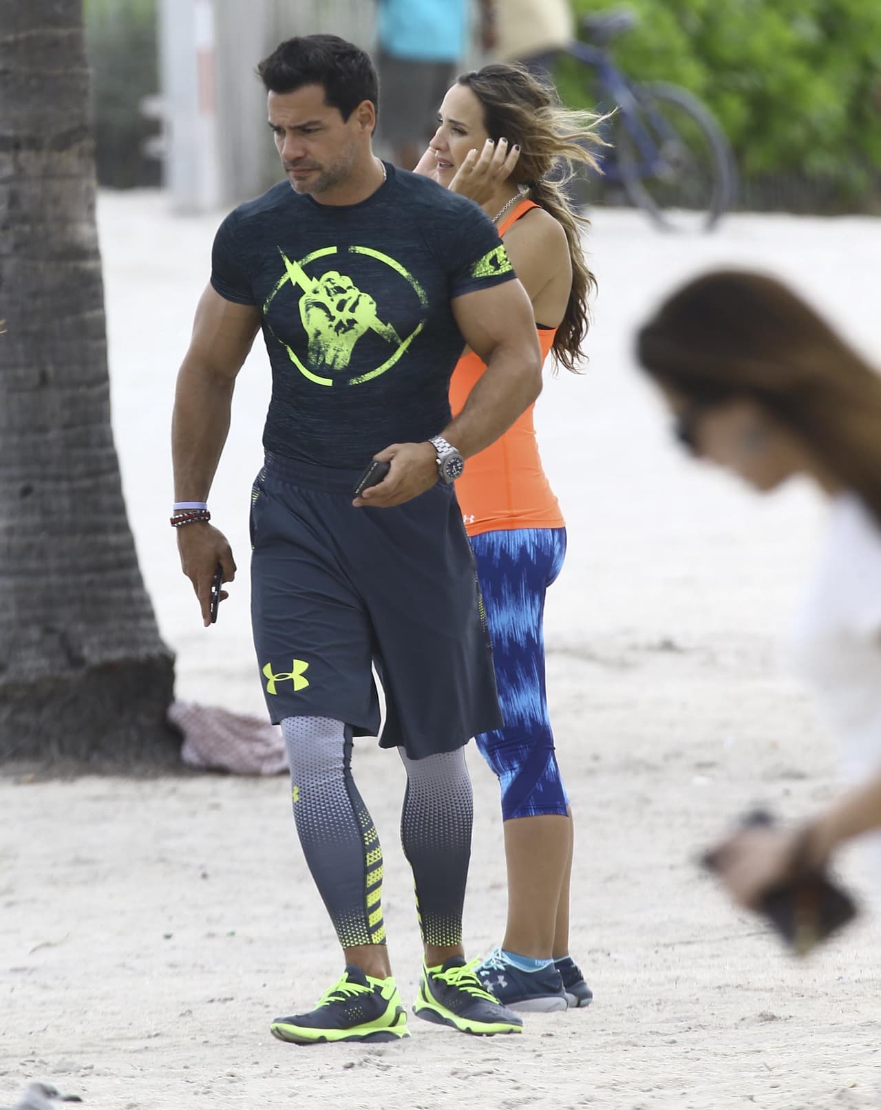 Tranquilas chicas, que el chileno no estaba solo.