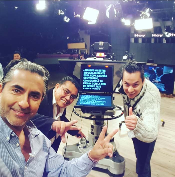 Raúl está súper feliz por el fin de semana.