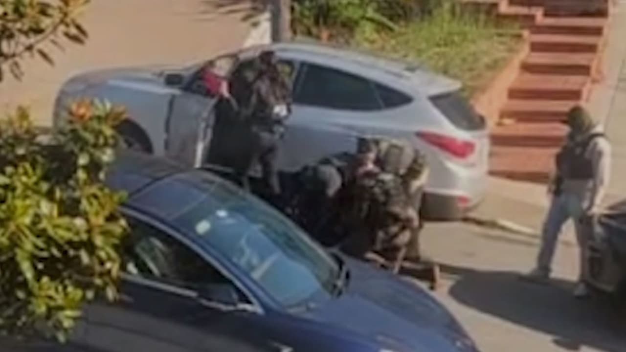 ICE ordena suspender persecuciones vehiculares, pero mantendrá operativos migratorios