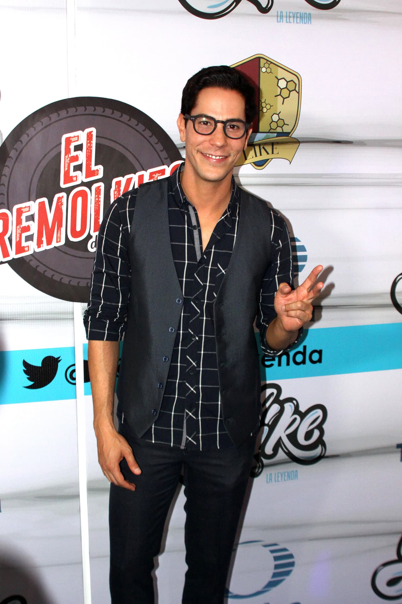 "Lo amaba, 
<b><a href="https://www.univision.com/famosos/christian-chavez-confirma-que-tiene-nuevo-novio-y-anuncia-que-dejara-a-un-lado-su-carrera-musical-por-ahora-fotos" target="_blank">pensé que era un buen hombre</a></b> y que podía manejar la situación, que todo podía cambiar, que en algún momento todo se arreglaría, aguanté mucho, pero cuando me golpeó no podía tolerar más, los últimos meses yo ya estaba aterrado", compartió.
<br>