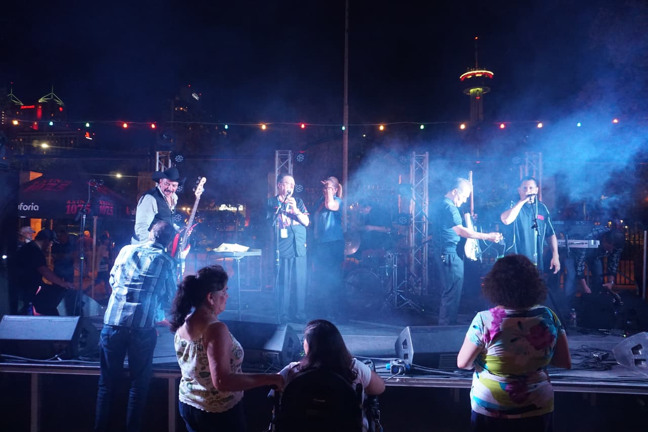 Ram Herrera, Los Banger Broz and Jorge Alejandro took the stage inside La Villita.