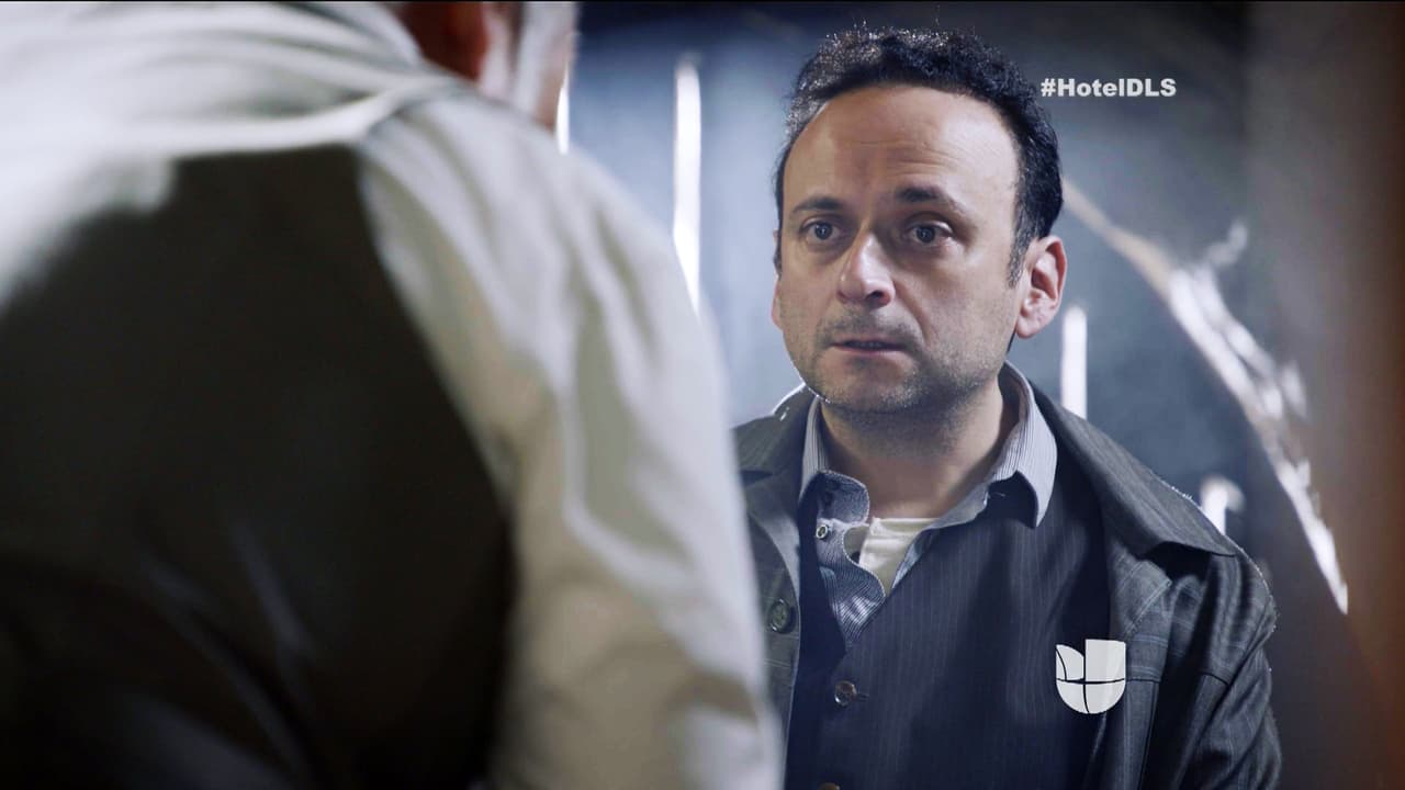 Él y su ayudante recibieron la noticia de que él podría ser el asesino de Ximena.