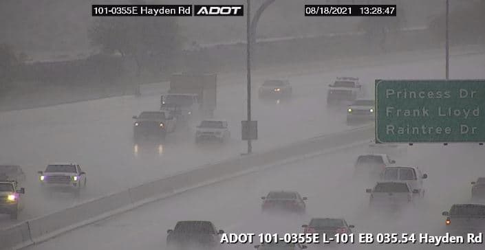 Para más información de las carreteras puede llamar al 5-1-1 o visitar el sitio az511.gov y suscribirse a las alertas de transito. 
<br>