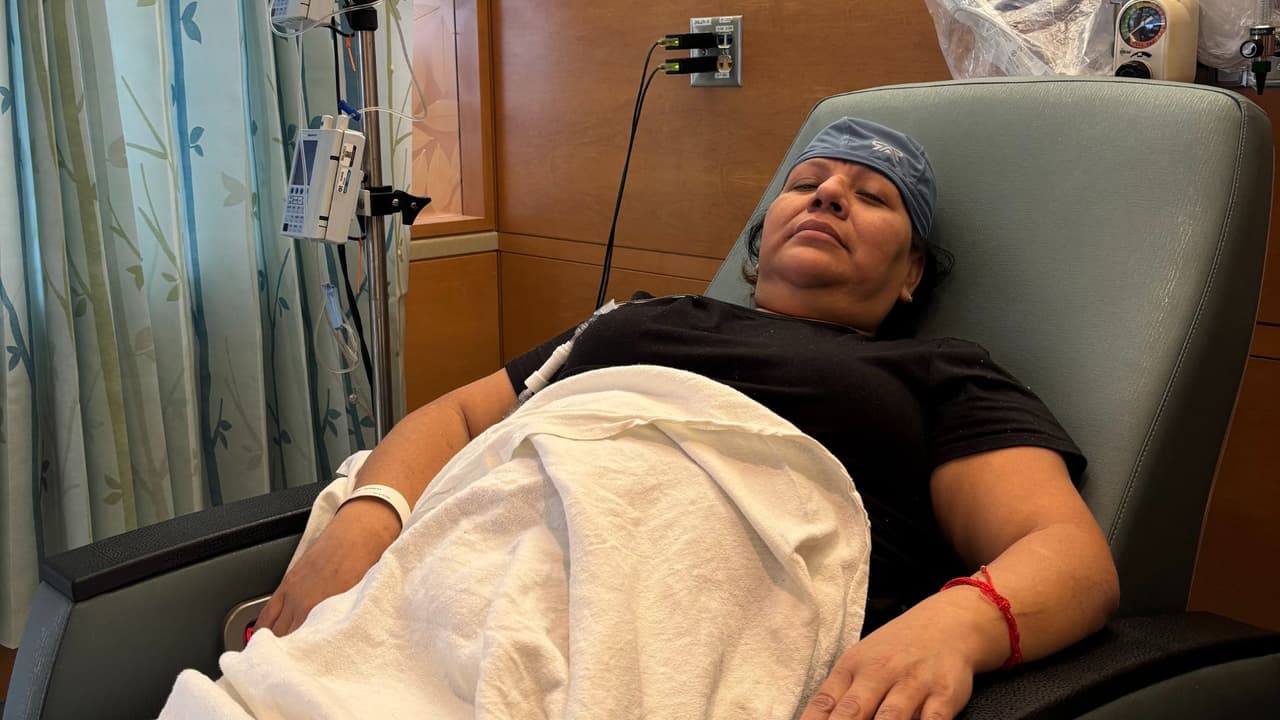 Madre con cáncer terminal busca ayuda para regresar a México y continuar su tratamiento