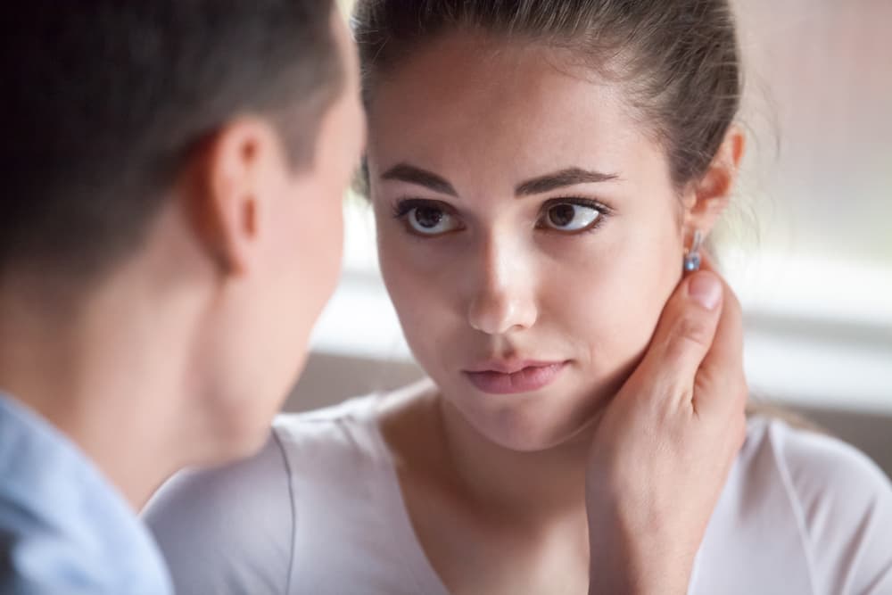 <b>Amor -</b>
<br>Una sorpresa de amor te aguarda, inclusive hay reencuentros y regresos de personas que fueron muy importantes en tu horizonte sentimental en el pasado y que resurgen felizmente en busca de una segunda oportunidad que sugiero analices bien antes de concederla, pero no endurezcas tu corazón.