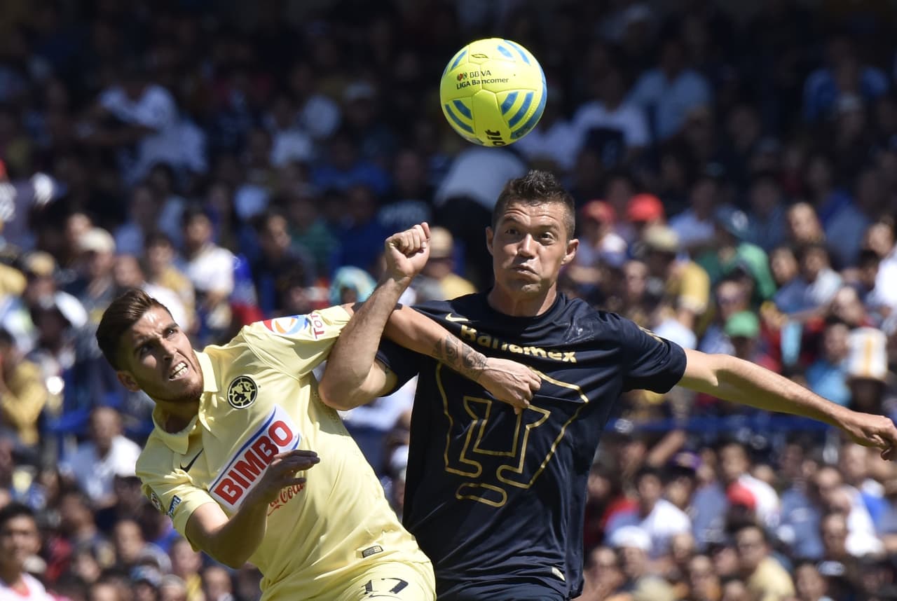 Ventura Alvarado nació de padres mexicanos el 16 de de agosto de 1992 en Phoenix, Arizona.