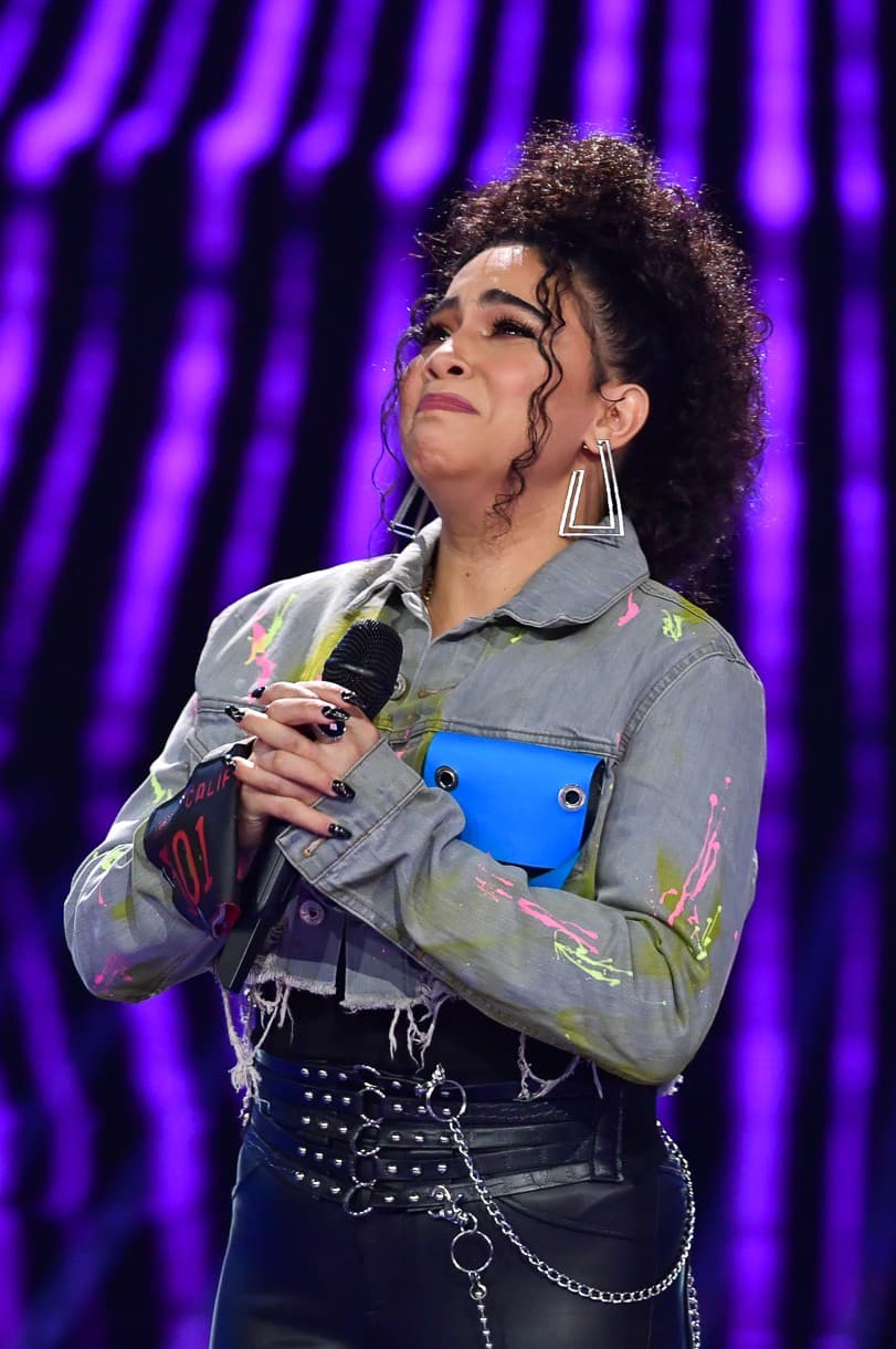 La participante agradeció los votos del público y se dispuso a ofrecer su número musical.