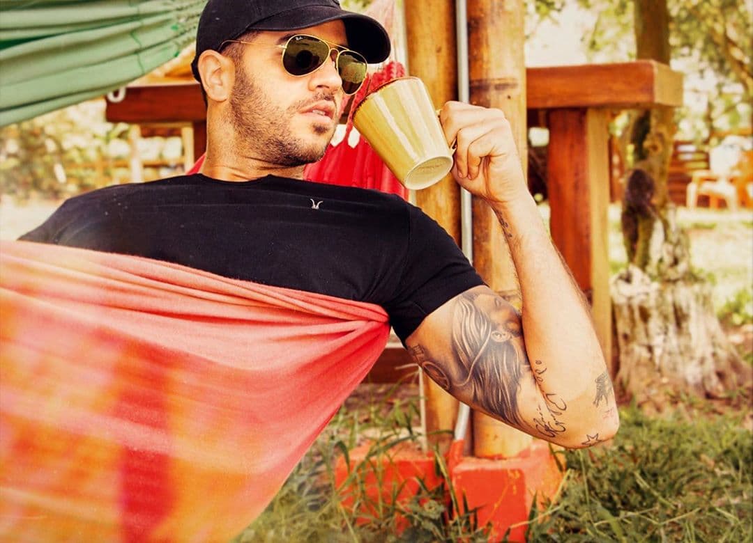 Y luego lo vimos en una hamaca, tomando un delicioso café y despertándonos un poquito de envidia.