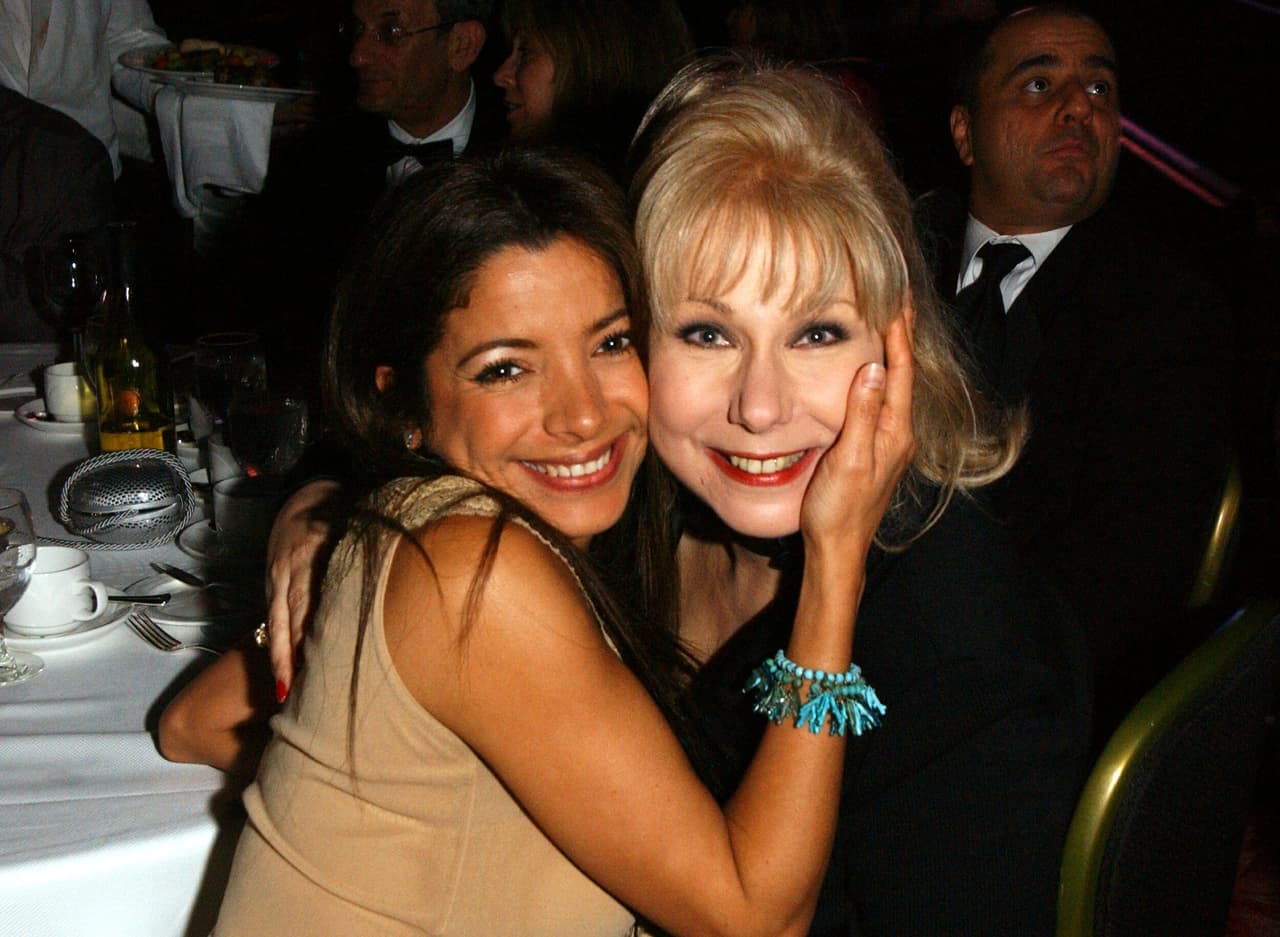 En la entrega de Premio Lo Nuestro de 2003, Montenegro ganó el galardón a Artista Femenina del Año en la categoría Regional Mexicano.