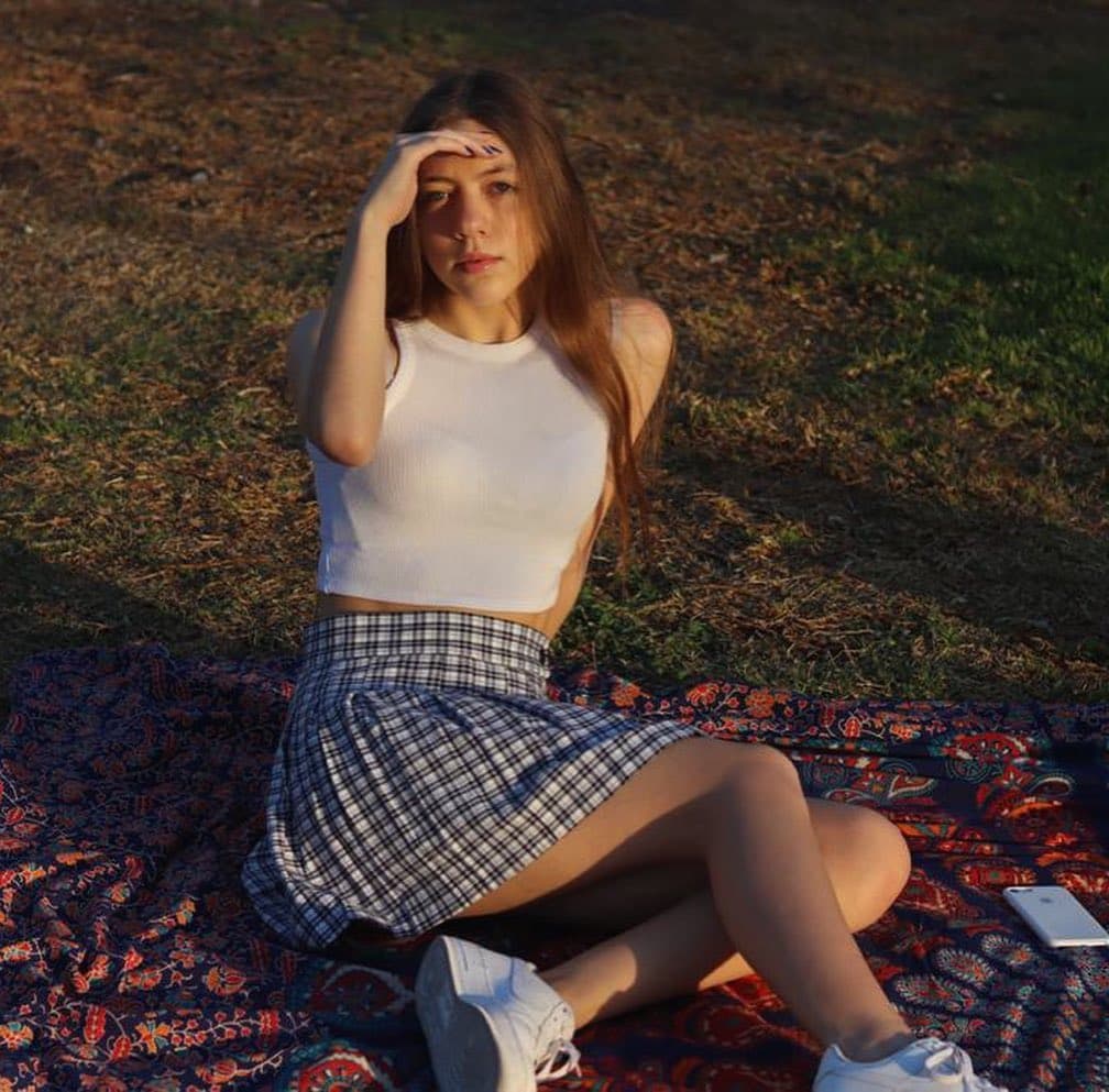 Valentina también fue cuestionada sobre la relación que ha entablado con Gabriella Cataño, hija mayor de Jorge Salinas.