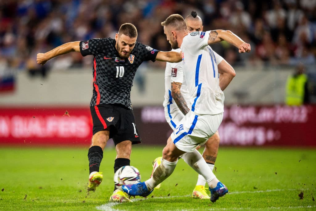 Marcelo Brosovi´c se pone la capa de héroe y con su gol al minuto 86, Croacia vence 0-1 a Montenegro.
