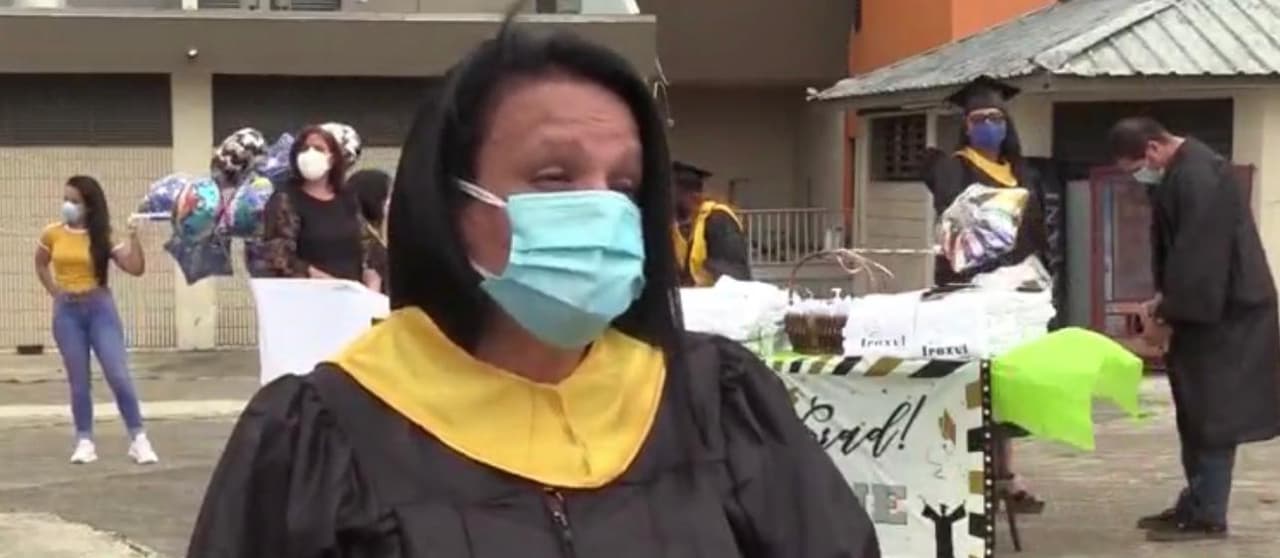 "Hoy estamos aquí para celebrar su esfuerzo y que sus logros sean expuestos ante todos", manifestó Evelyn Montalvo, maestra coordinadora.