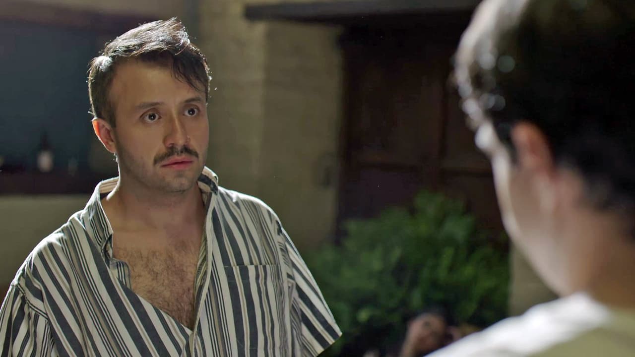 Facing a wave of speculation about his escape, ‘El Chapo’ asks ‘El Chito’ for one last favor: ‘You’ll turn yourself in and tell the police you were the only one that helped me escape. Are we clear?’ ‘El Chito’ accepted with resignation.