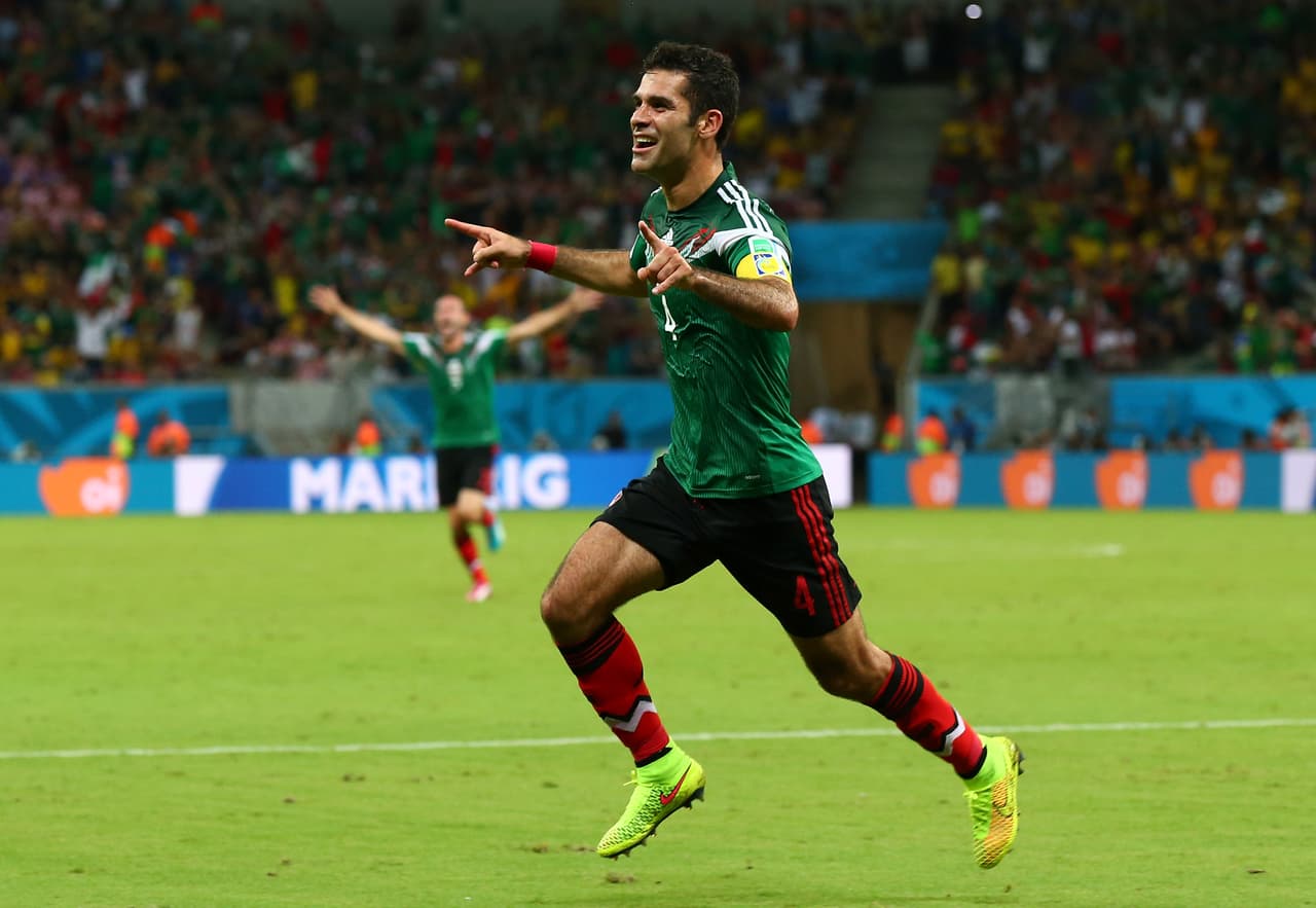 <b>Rafa</b> tuvo la fortuna de haber anotado gol en tres de ellos, Alemania 2006, Sudáfrica 2010 y Brasil 2010.