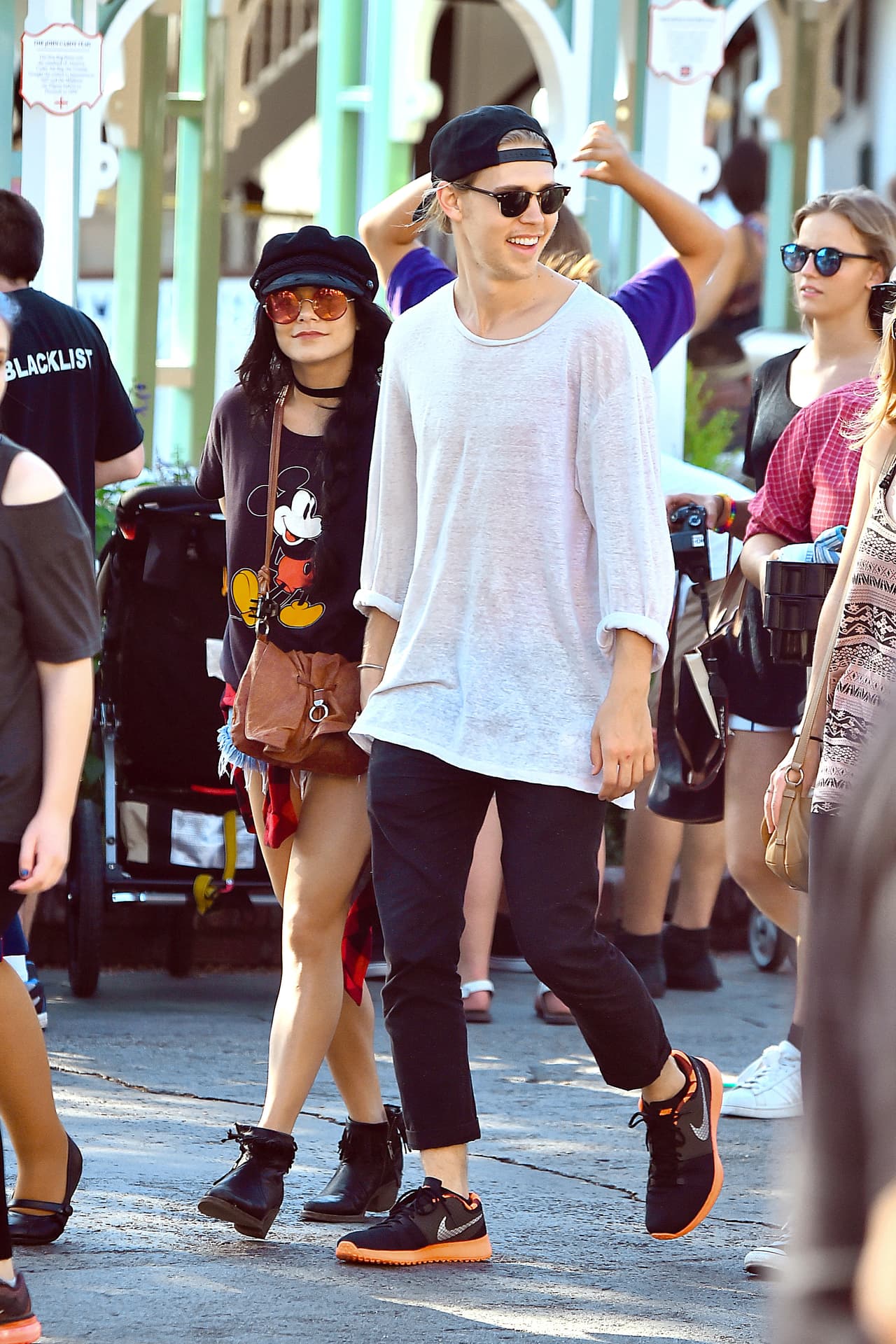 El amor se nota entre estos dos chicos. Vanessa ha revelado estar muy feliz al lado de Austin.