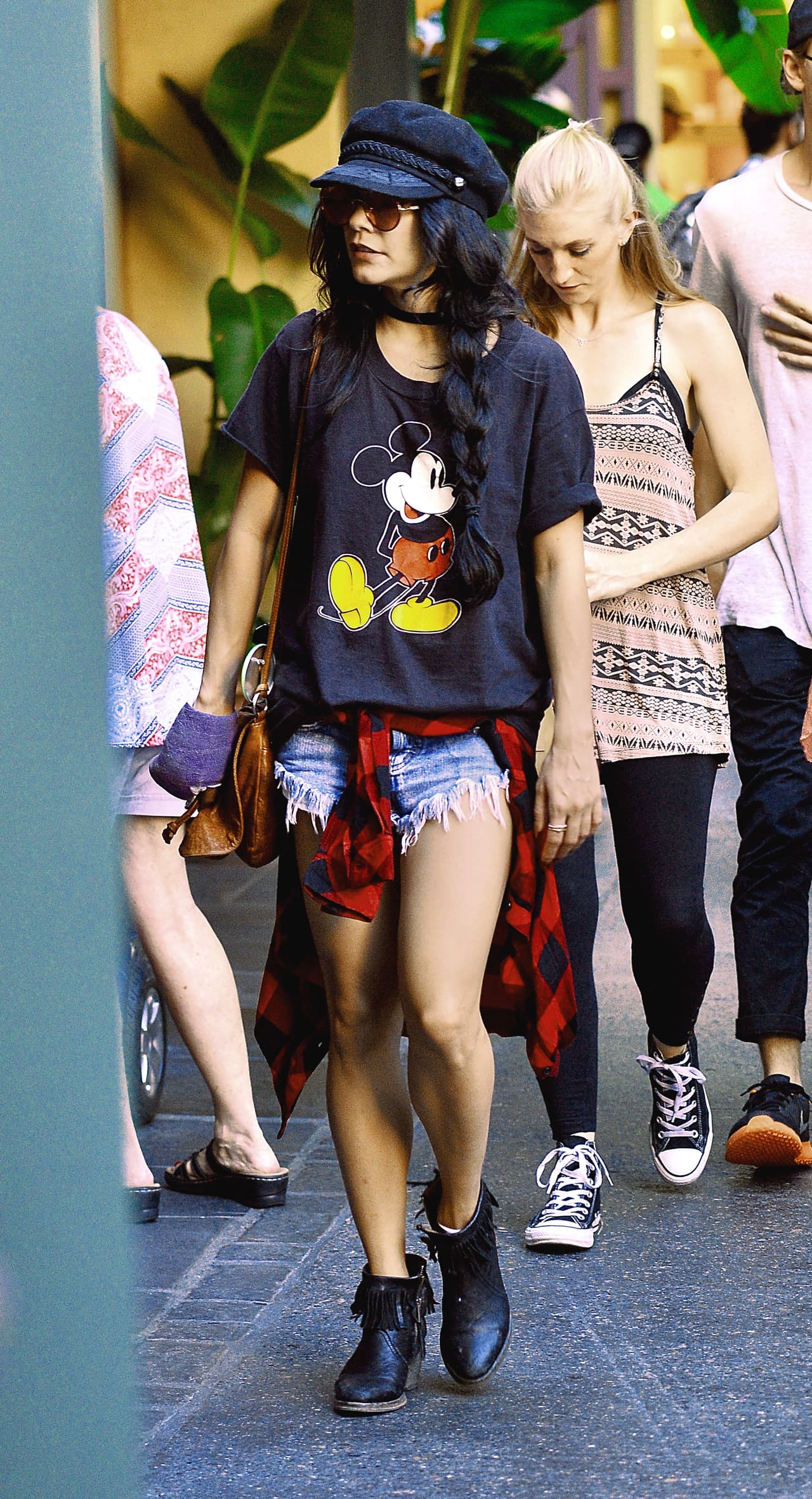 Pero los tortolitos no estuvieron solos en este gran festejo, amigos cercanos a ellos también asistieron.