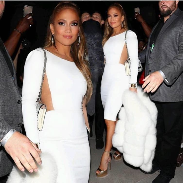 La belleza de mujeres como Jennifer López fue la verdadera ganadora del combate entre Floyd Mayweather y Connor Mcgregor, celebrada el 26 de agosto, en Las Vegas,.